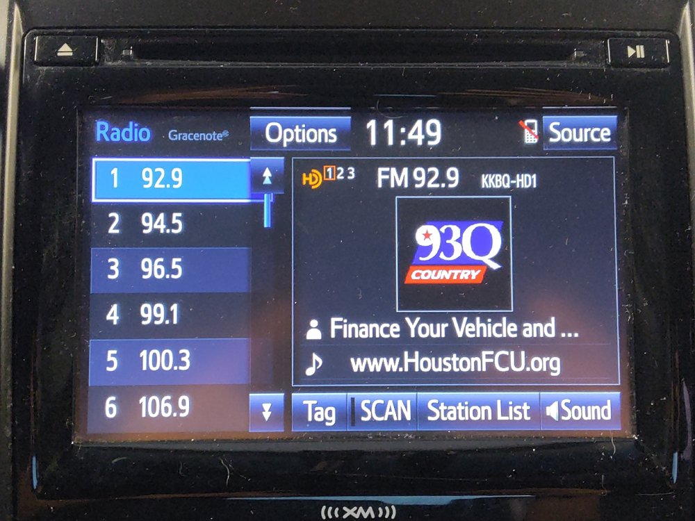 Used 2017 Toyota Camry XLE FWD image 25