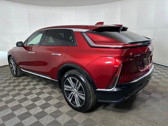 Used 2024 Cadillac Lyriq Luxury w/ LPO, Floor Liner Package image 5