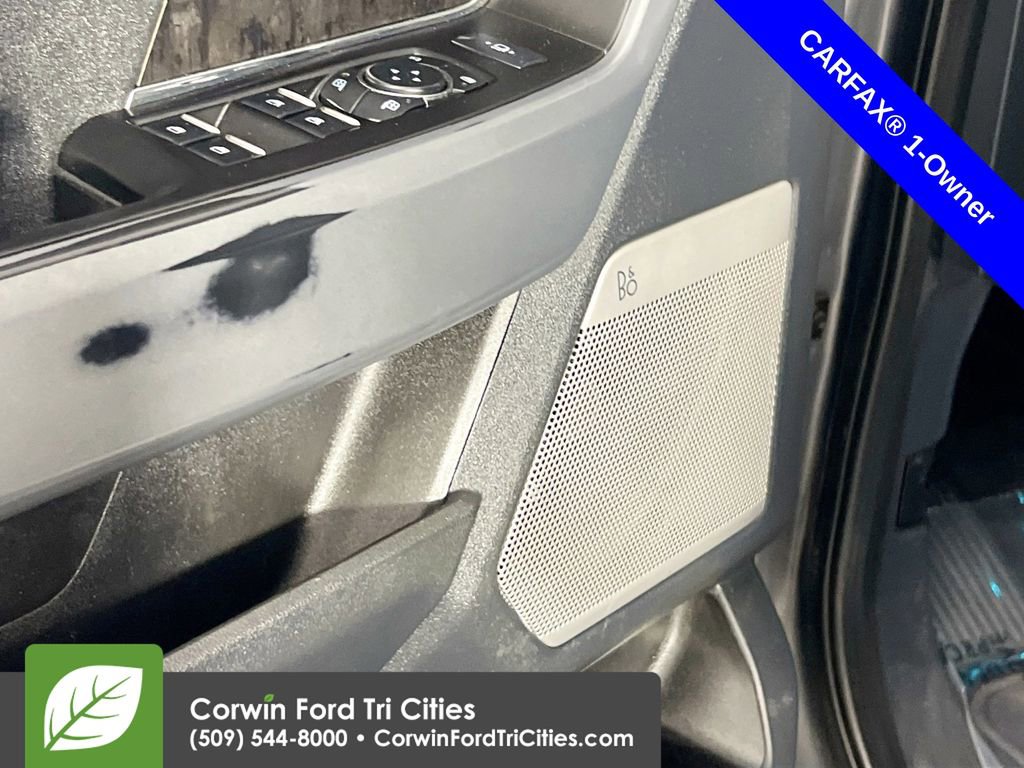 Used 2023 Ford F350 Lariat w/ Lariat Ultimate Package AWD/4WD image 13