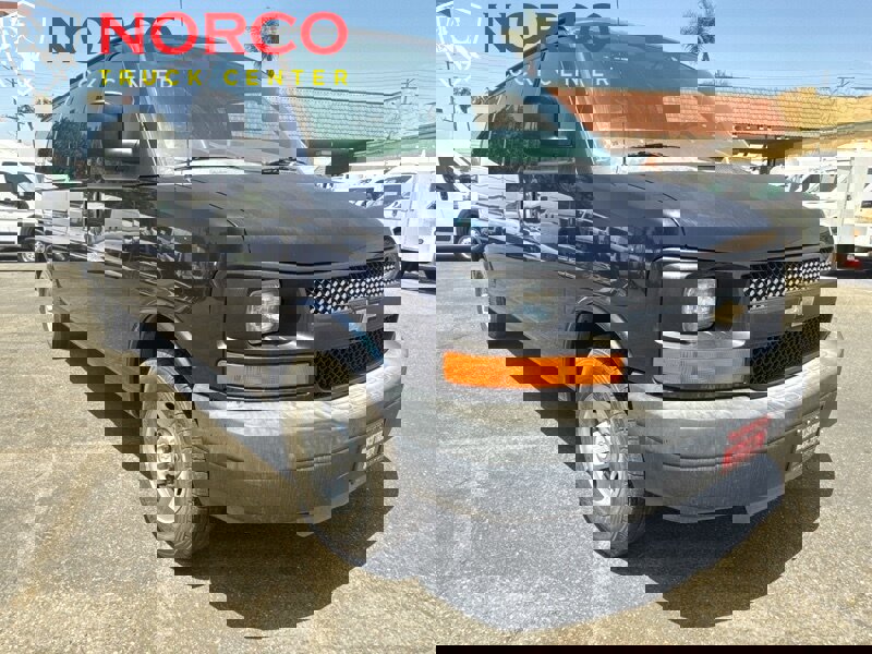 Used 2014 Chevrolet Express 3500 LS image 5