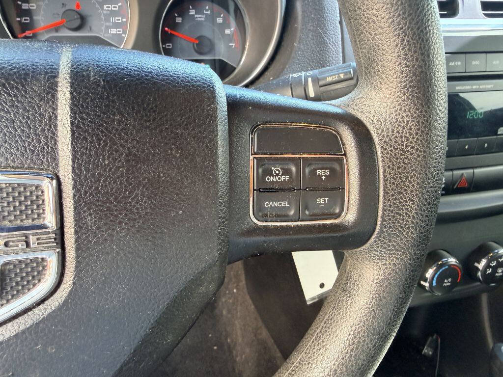Used 2012 Dodge Avenger SE FWD image 13