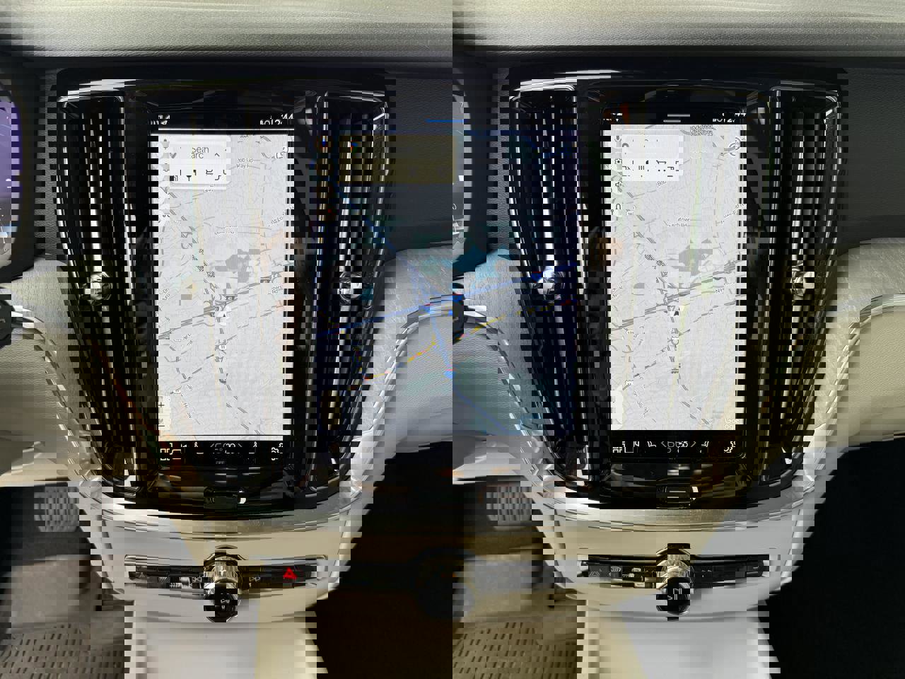 Used 2024 Volvo V60 B5 Cross Country Plus image 15