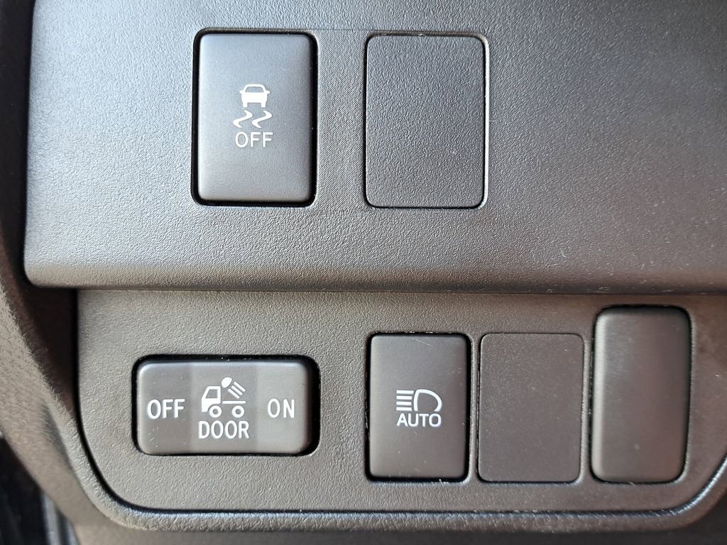 Used 2023 Toyota Tacoma SR5 image 26