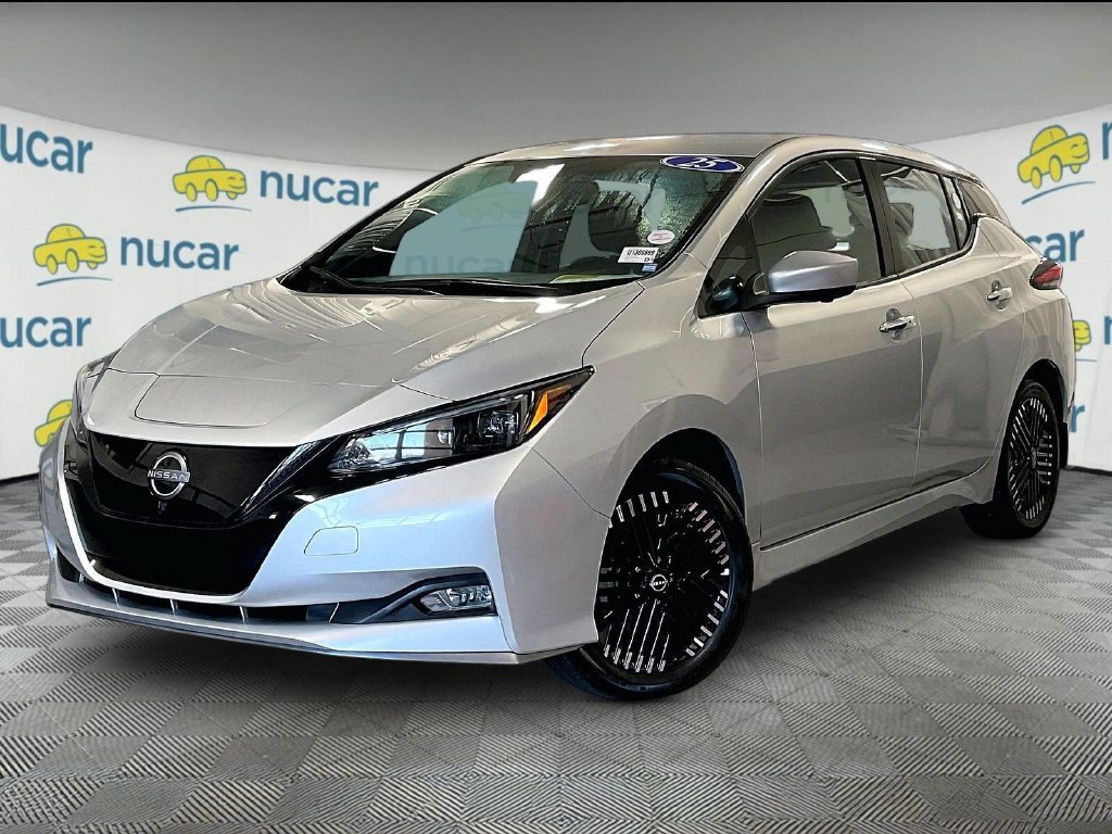 Certified 2025 Nissan Leaf SV Plus FWD image 3