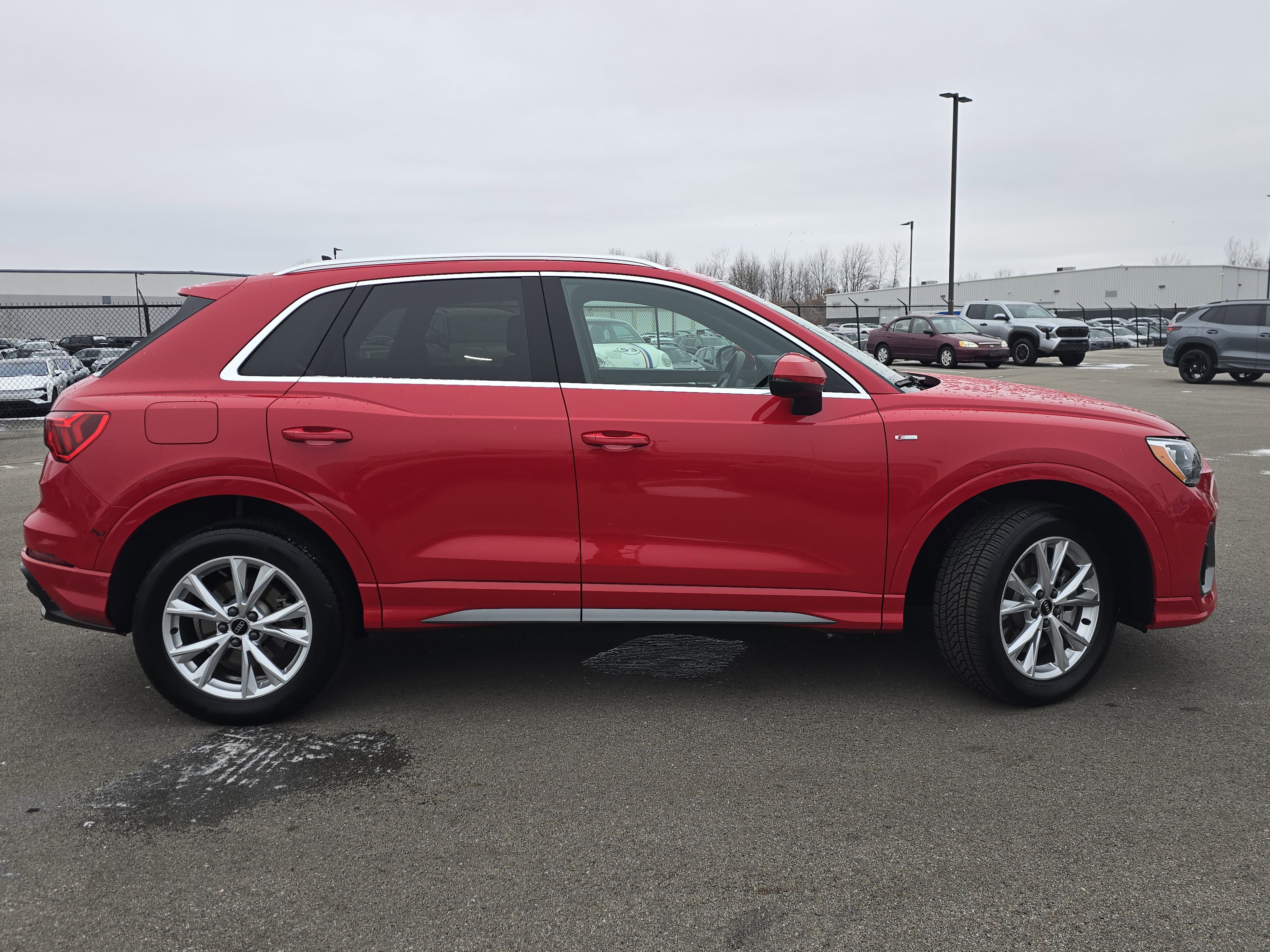 Used 2022 Audi Q3 2.0T Premium image 8
