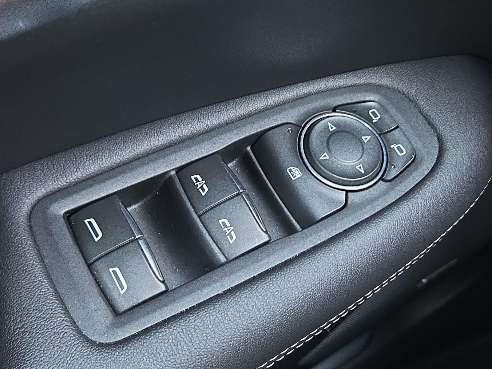 Used 2024 Cadillac XT5 Luxury image 25