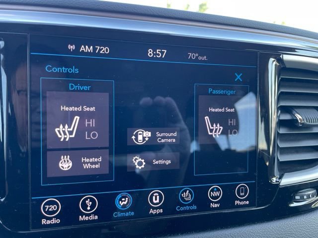 Used 2019 Chrysler Pacifica Touring Plus w/ Advanced Safetytec Group FWD image 10