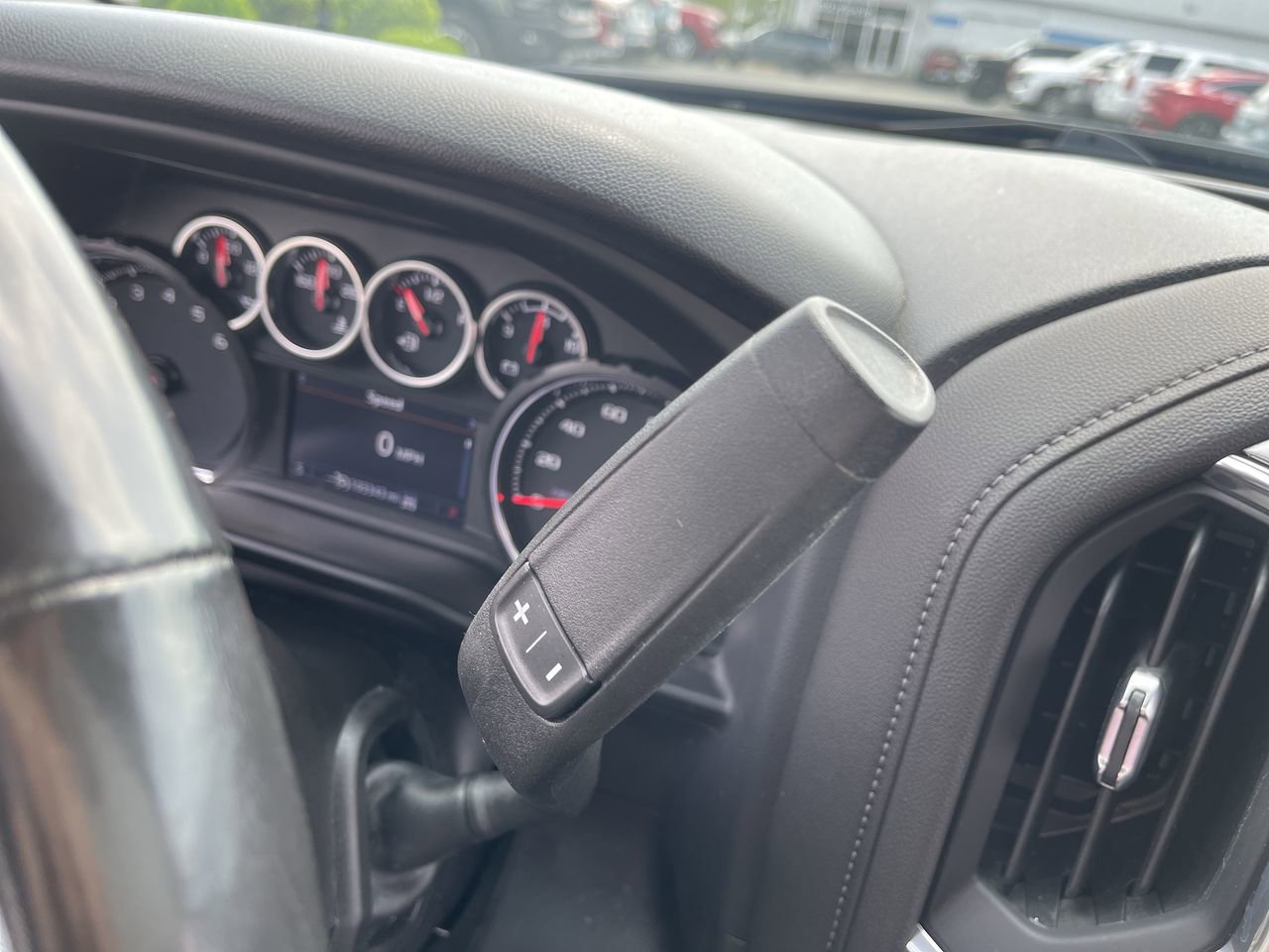 Used 2021 Chevrolet Silverado 1500 RST image 15