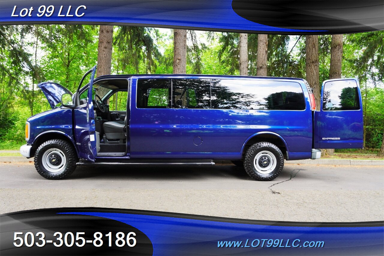 Used 2001 Chevrolet Express 3500 Extended Passenger w/ Convenience Pkg RWD image 25