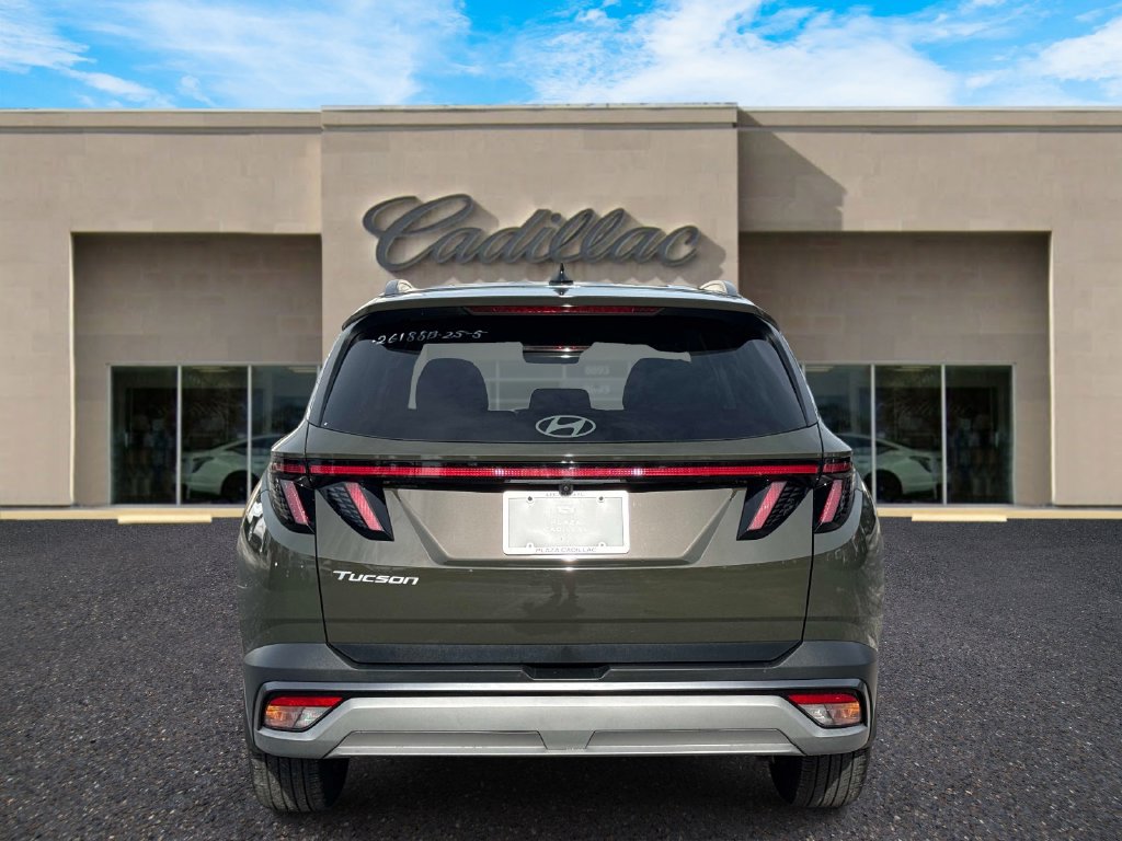 Used 2025 Hyundai Tucson SEL FWD image 4
