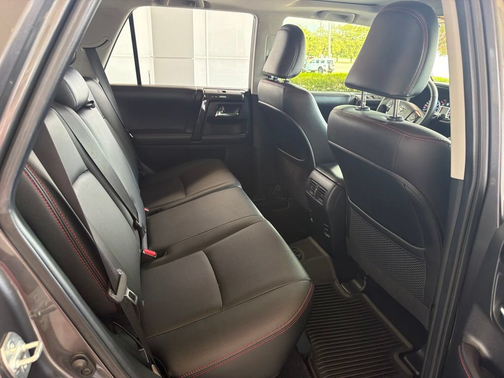 Certified 2018 Toyota 4Runner TRD Off-Road Premium w/ TRD Performance Package AWD/4WD image 25