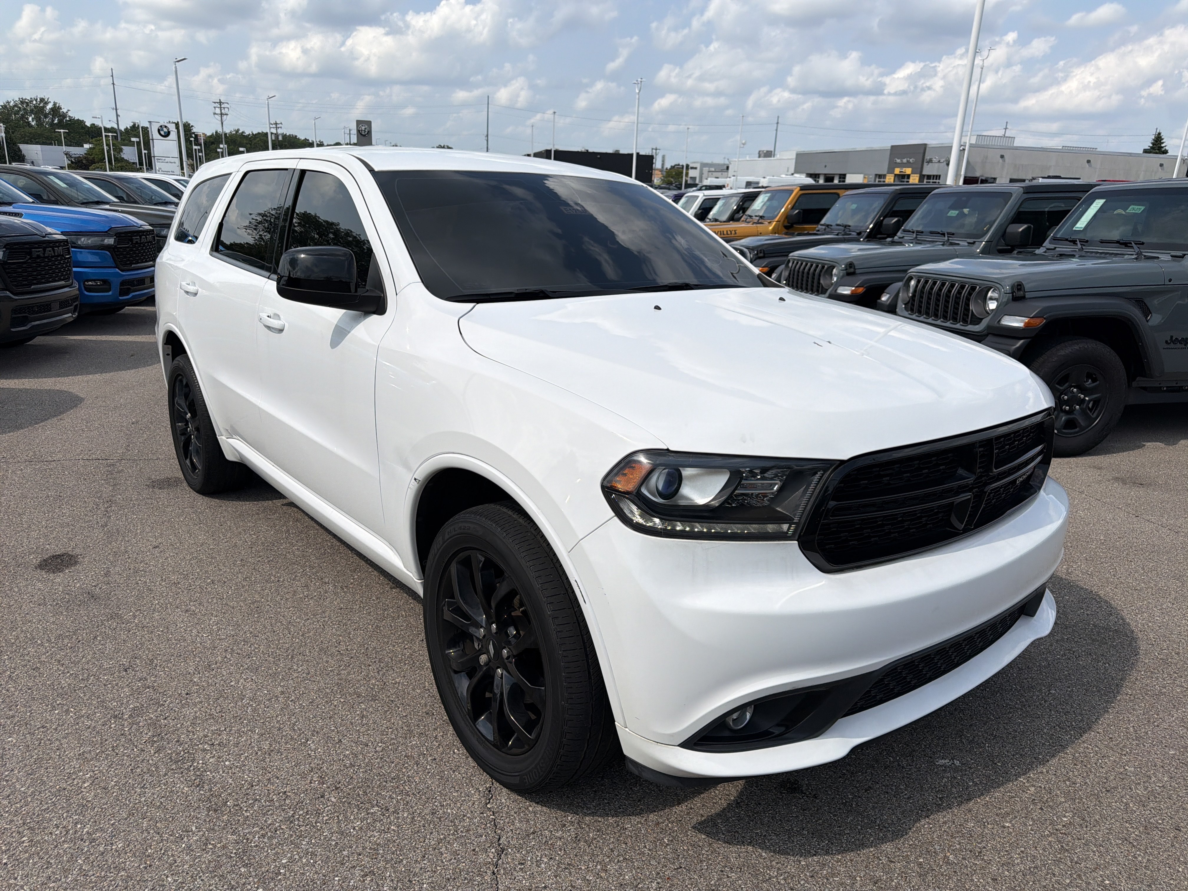 Used 2020 Dodge Durango SXT AWD/4WD image 13
