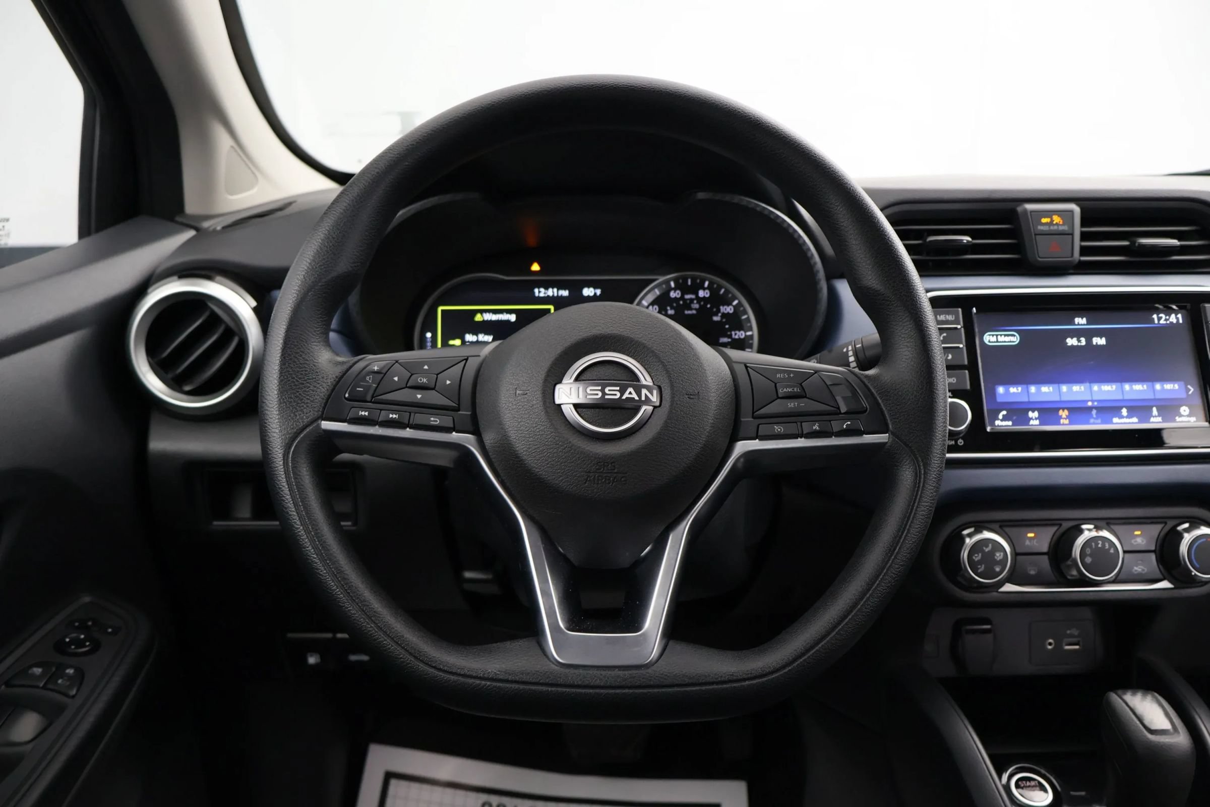 Used 2025 Nissan Versa SV FWD image 16
