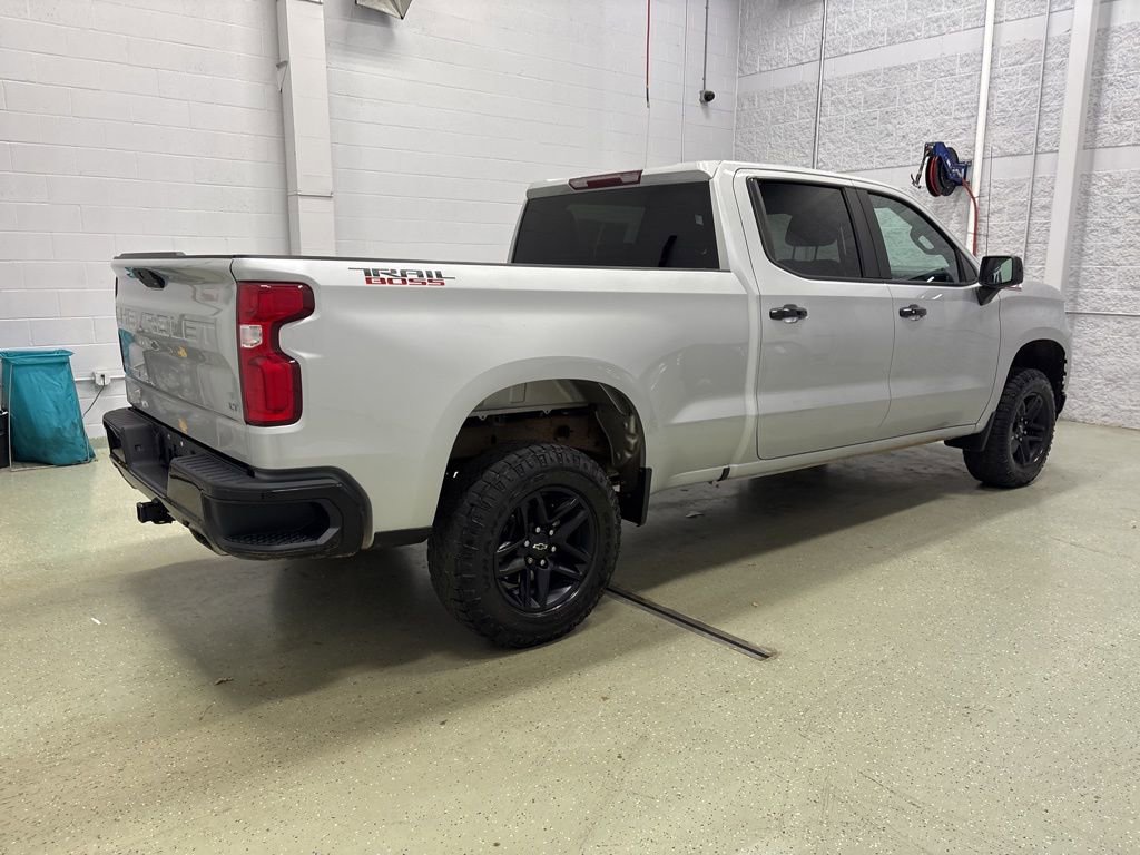 Used 2020 Chevrolet Silverado 1500 LT Trail Boss w/ Convenience Package image 3