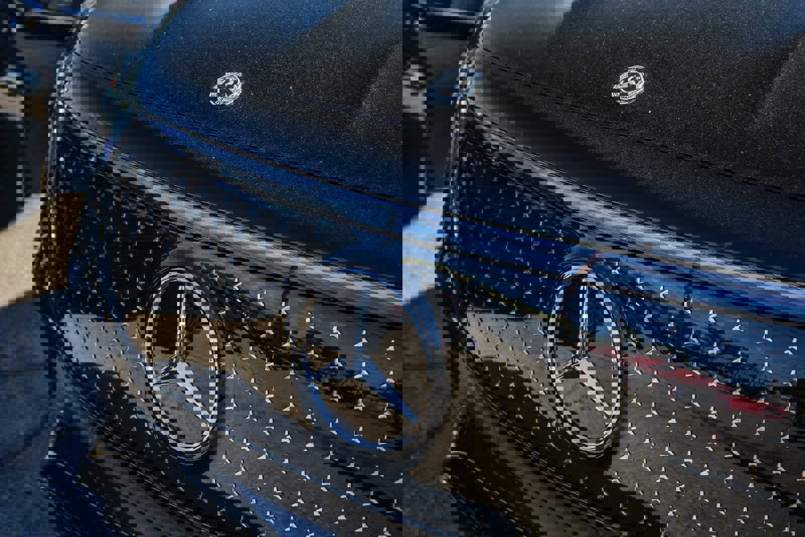 Used 2024 Mercedes-Benz EQB 300 4MATIC image 9