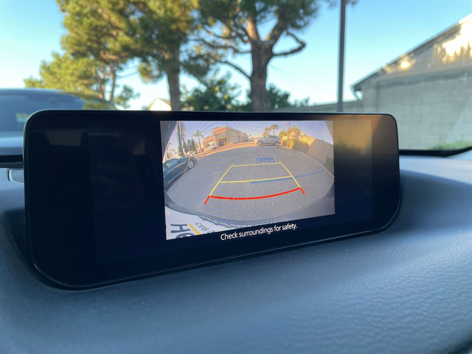 Used 2025 MAZDA CX-50 AWD 2.5 S w/ Preferred Package image 17