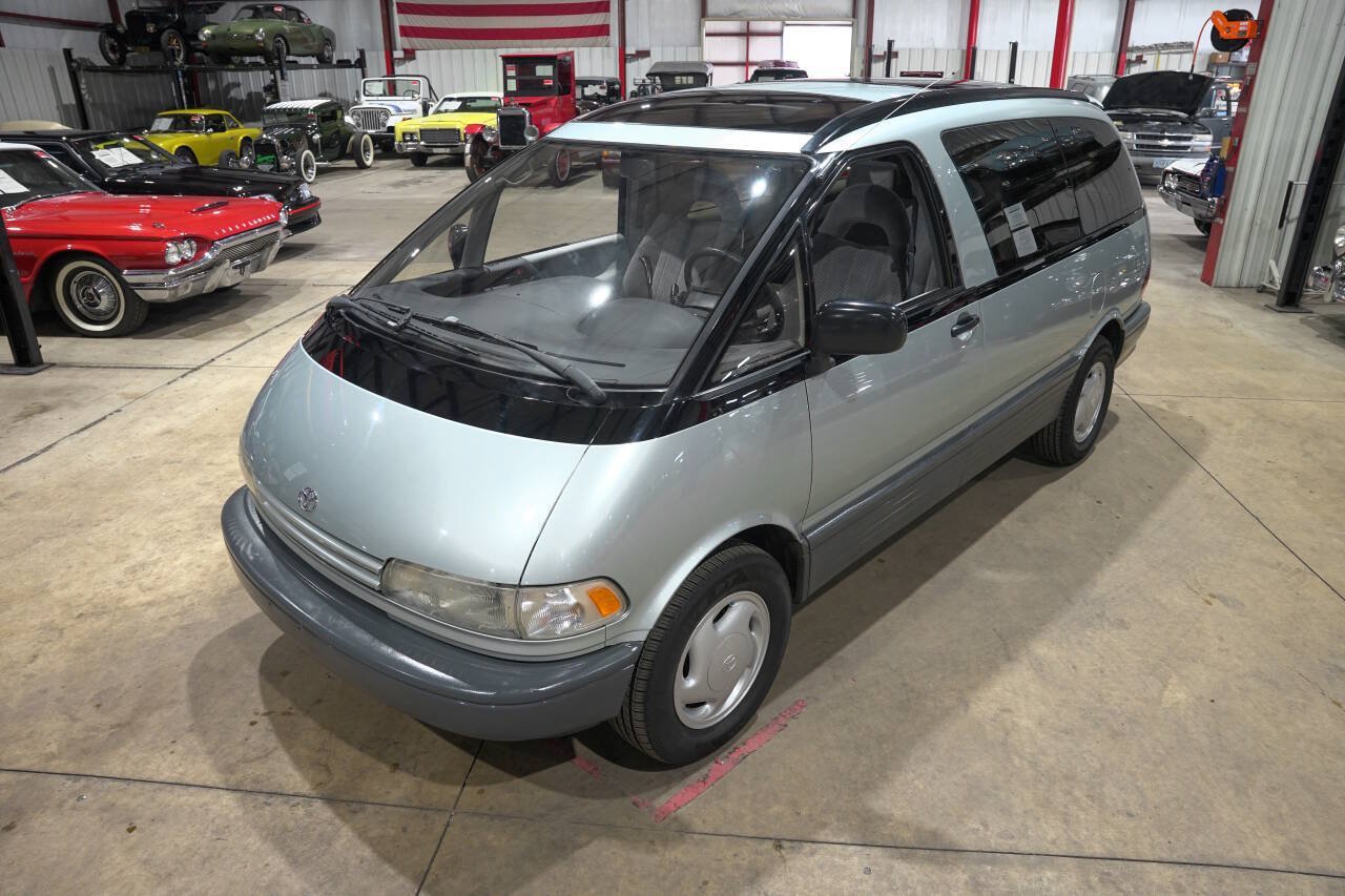 Used 1992 Toyota Previa LE RWD image 15