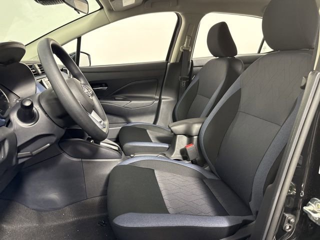 Used 2025 Nissan Versa SV w/ Trunk Package image 13