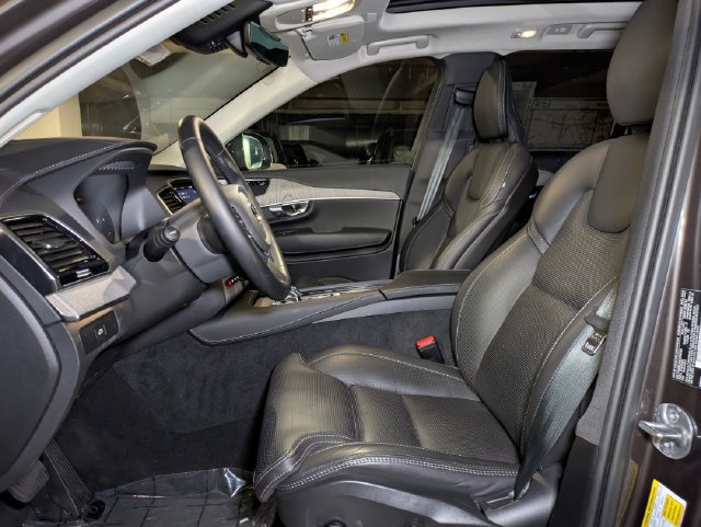 New 2025 Volvo XC90 B6 Ultra w/ Protection Package Premier AWD/4WD image 14