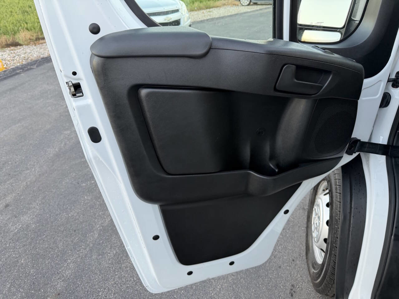 Used 2023 RAM ProMaster 2500 image 14