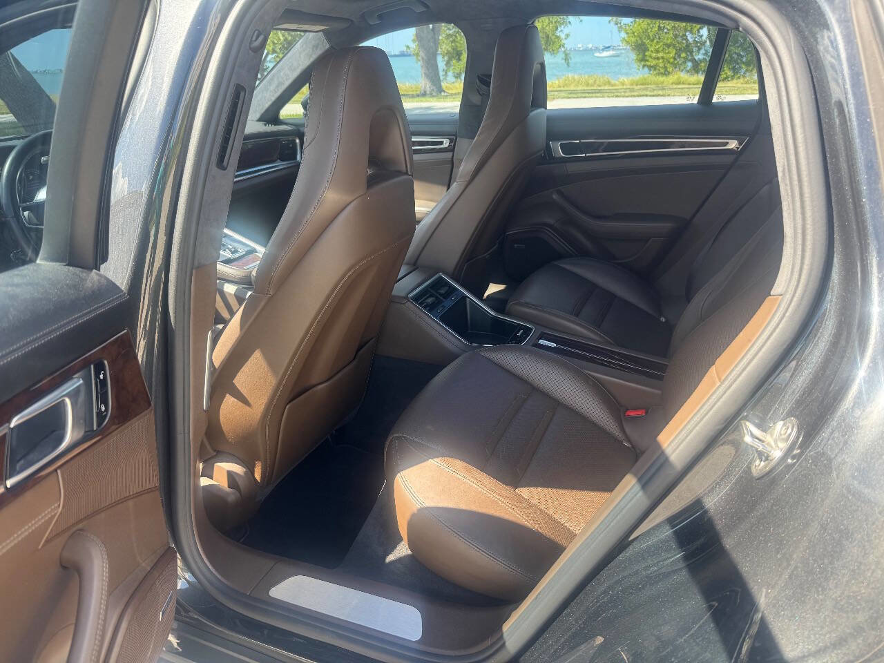 Used 2017 Porsche Panamera Turbo w/ Sport Package image 42