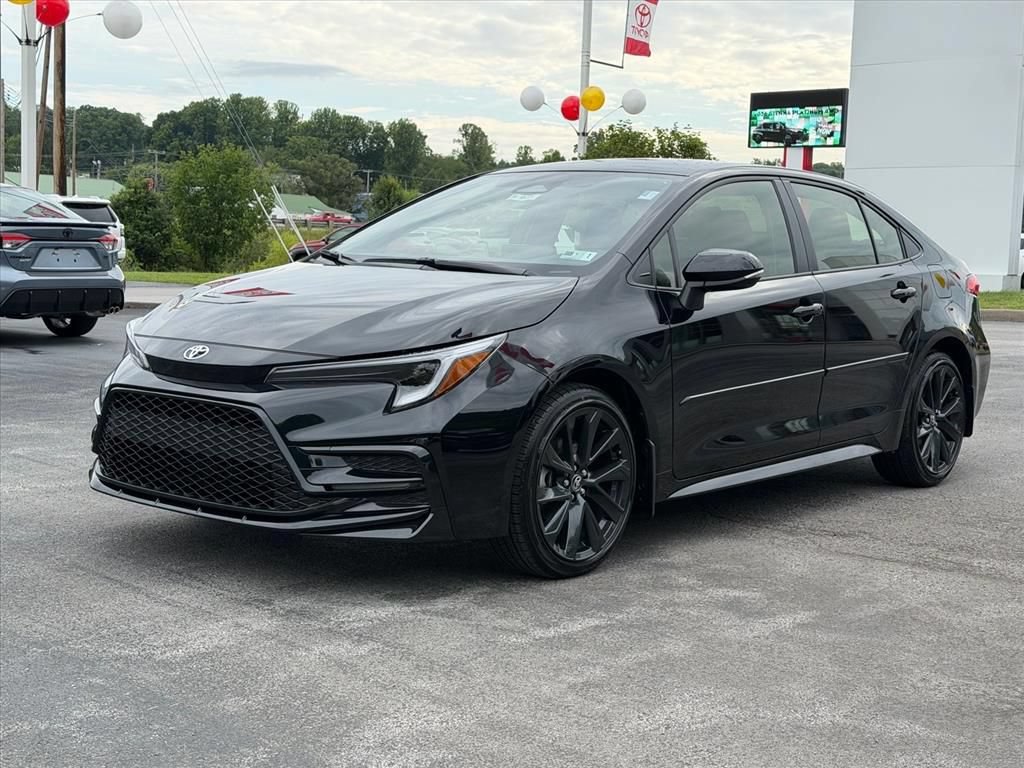 Used 2026 Toyota Corolla SE FWD image 9