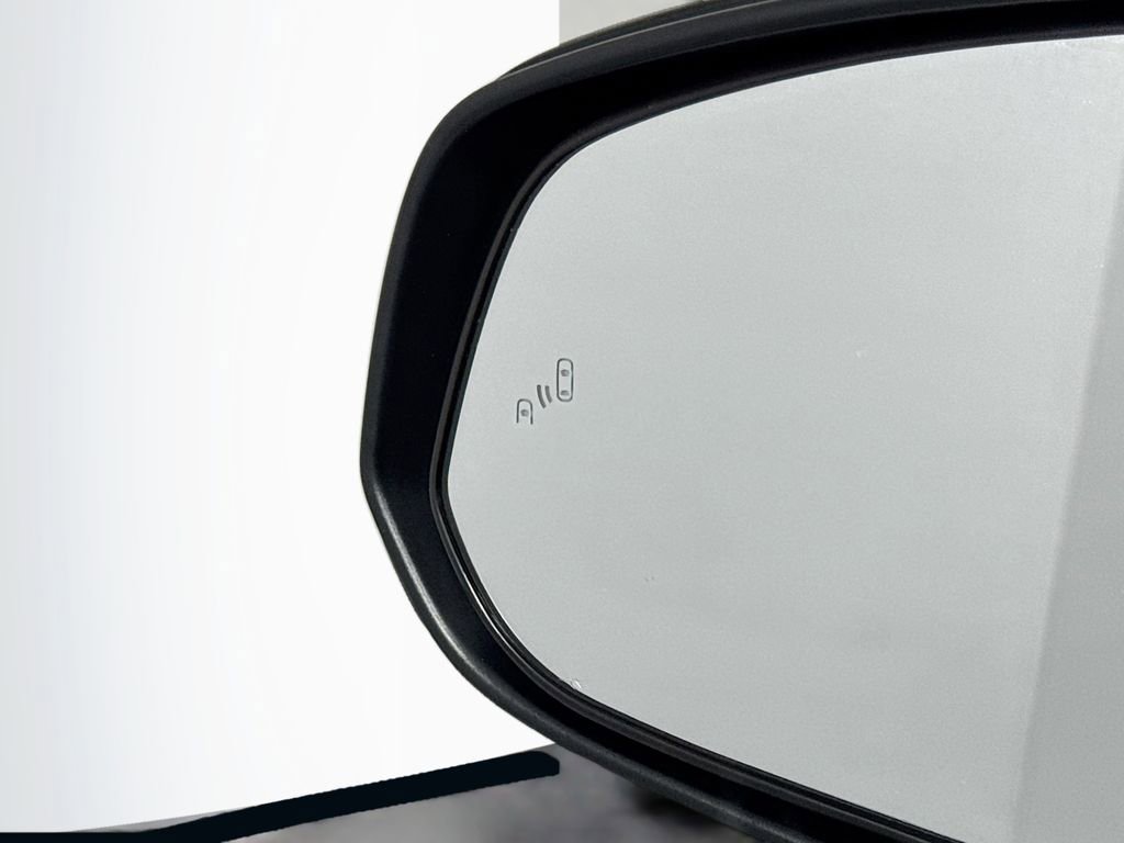 Used 2023 Subaru Solterra AWD image 16