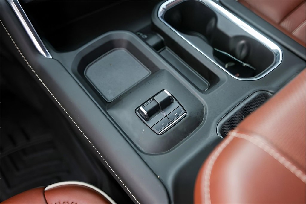 Used 2024 GMC Sierra 3500 Denali Ultimate image 27