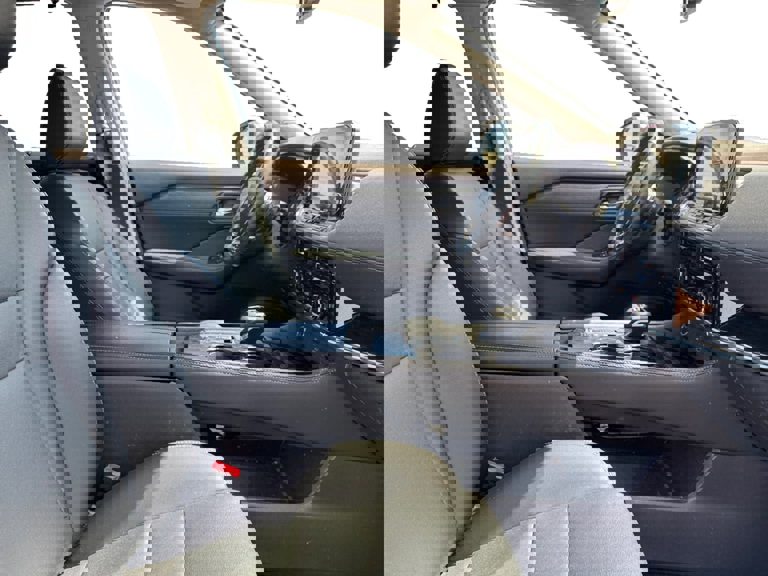 Used 2023 Nissan Rogue SL w/ SL Premium Package image 17