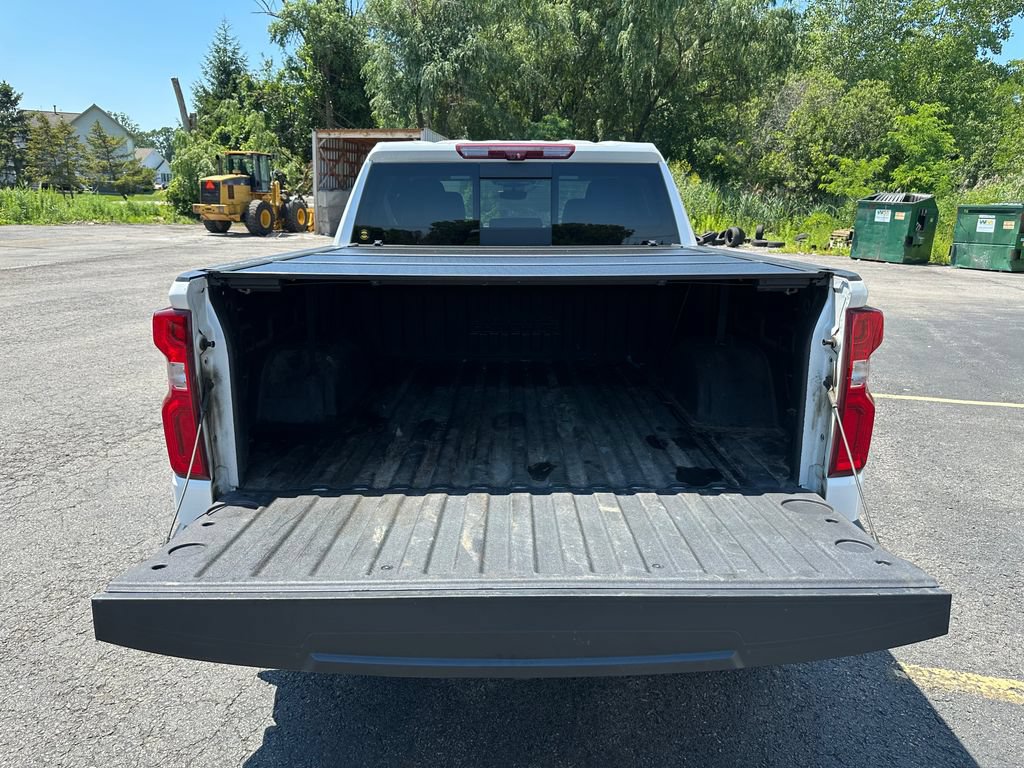 Used 2023 Chevrolet Silverado 1500 High Country w/ Technology Package AWD/4WD image 17