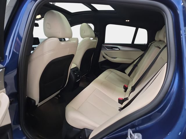 Certified 2023 BMW X4 xDrive30i w/ M Sport Package AWD/4WD image 10