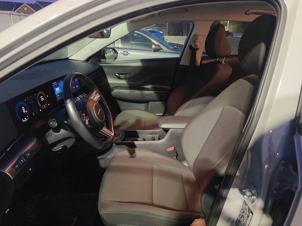 Used 2024 Hyundai Kona SEL image 6