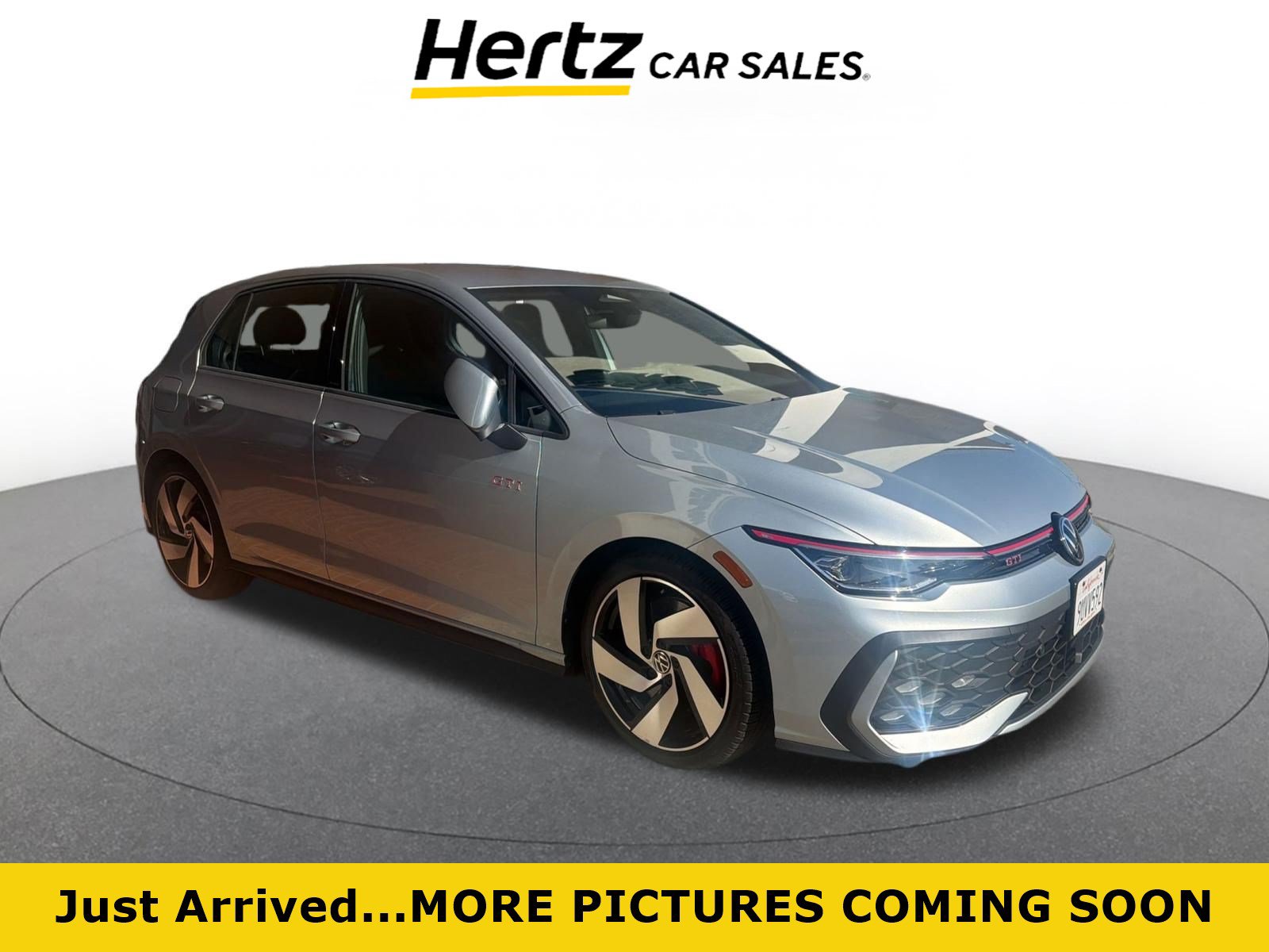 Used 2026 Volkswagen Golf S FWD image 1