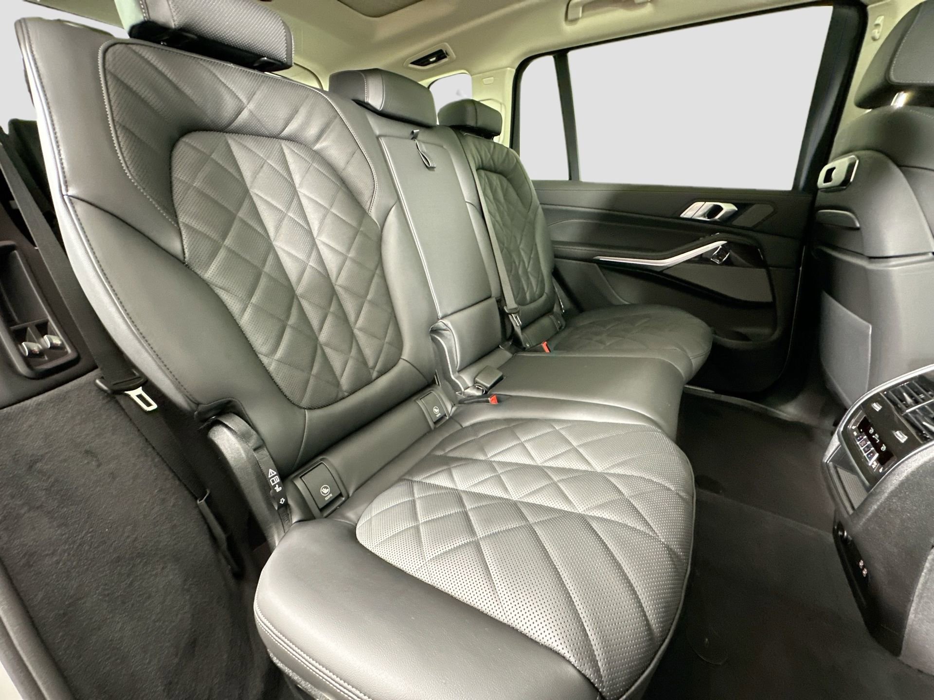 New 2026 BMW X7 xDrive40i image 28