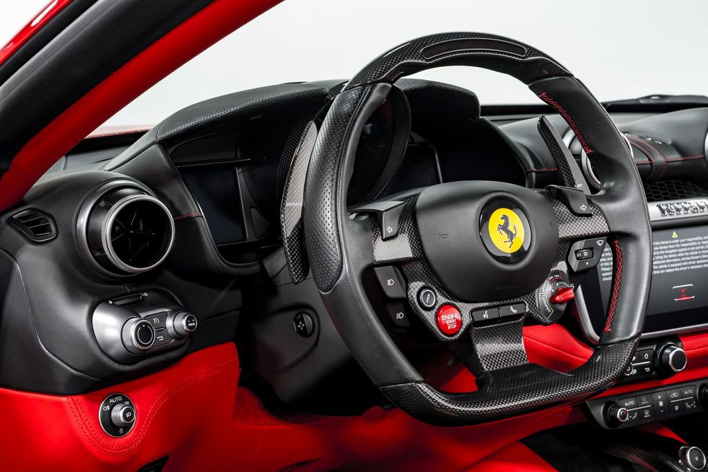 Used 2020 Ferrari Portofino RWD image 13