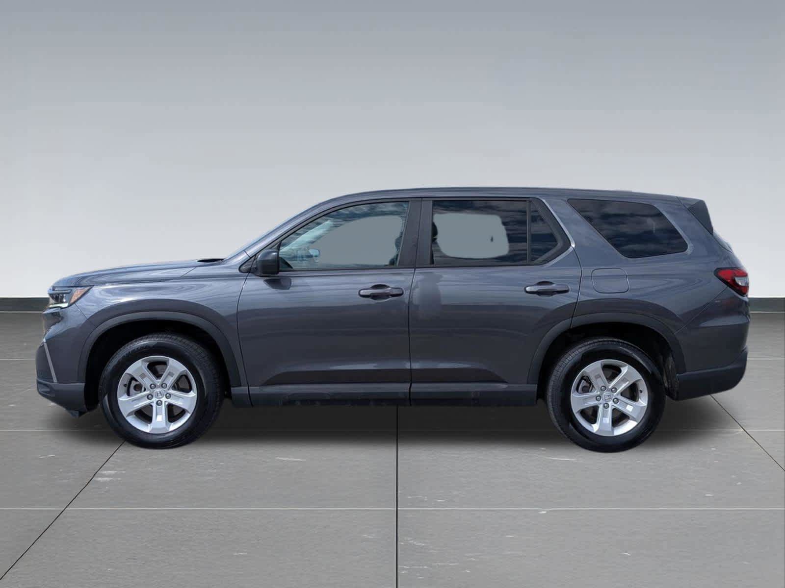 Certified 2023 Honda Pilot LX image 2