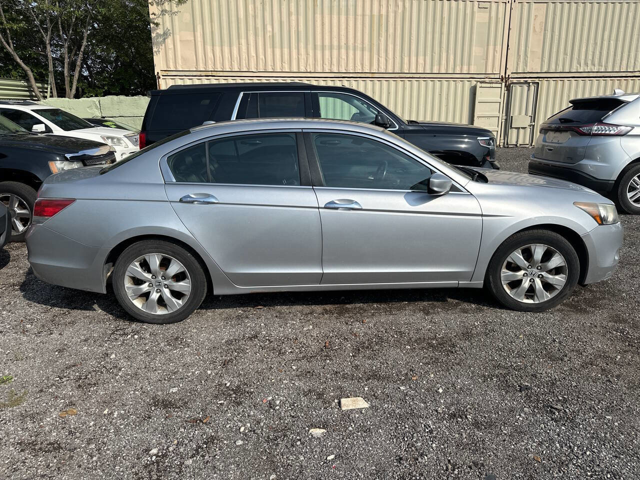 Used 2010 Honda Accord EX-L image 6