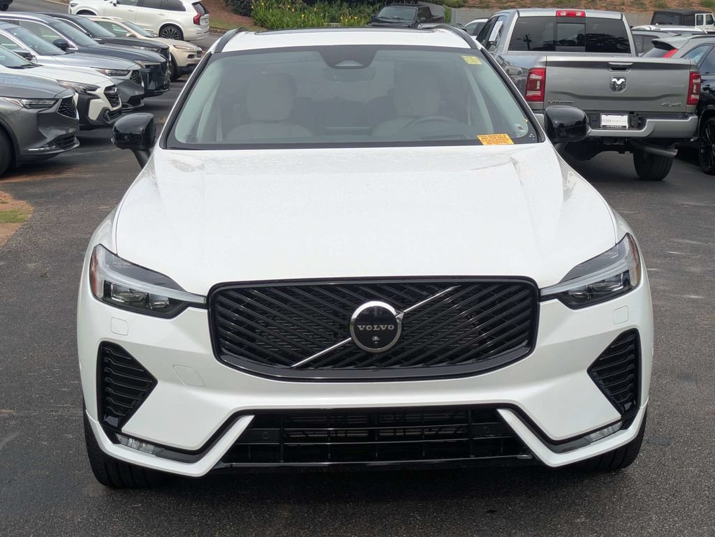 Certified 2026 Volvo XC60 B5 Ultra w/ Protection Package Premier AWD/4WD image 9