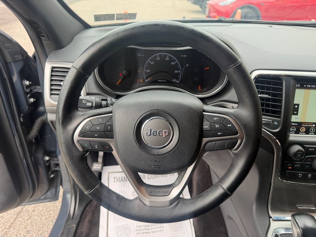 Used 2018 Jeep Grand Cherokee Altitude RWD image 14