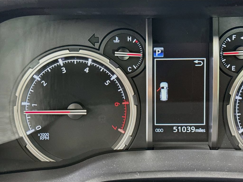 Used 2021 Toyota 4Runner Limited AWD/4WD image 12