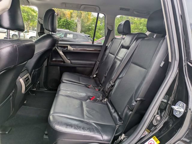 Used 2018 Lexus GX 460 Premium w/ Premium Package AWD/4WD image 14