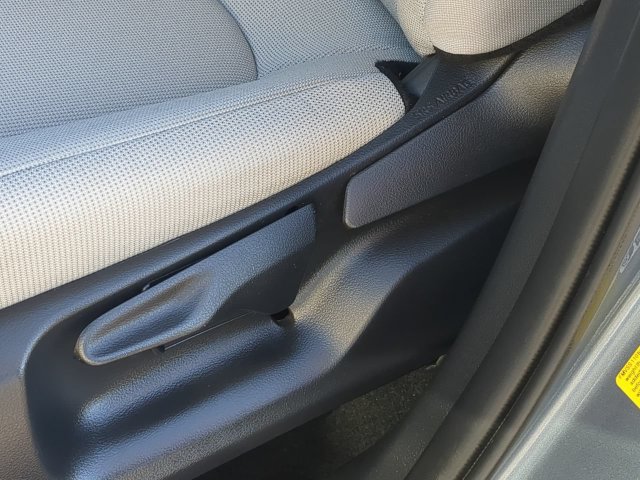Certified 2025 Toyota Corolla Cross L FWD image 20