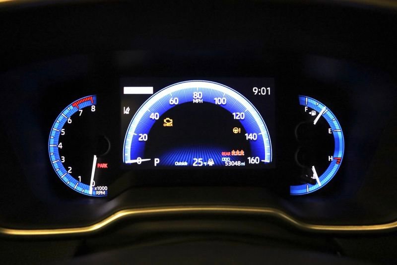 Used 2022 Toyota Corolla Cross XLE w/ Convenience Package image 15