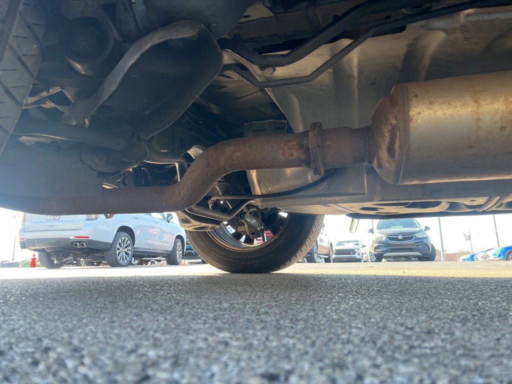 Used 2020 Nissan Pathfinder SV image 23