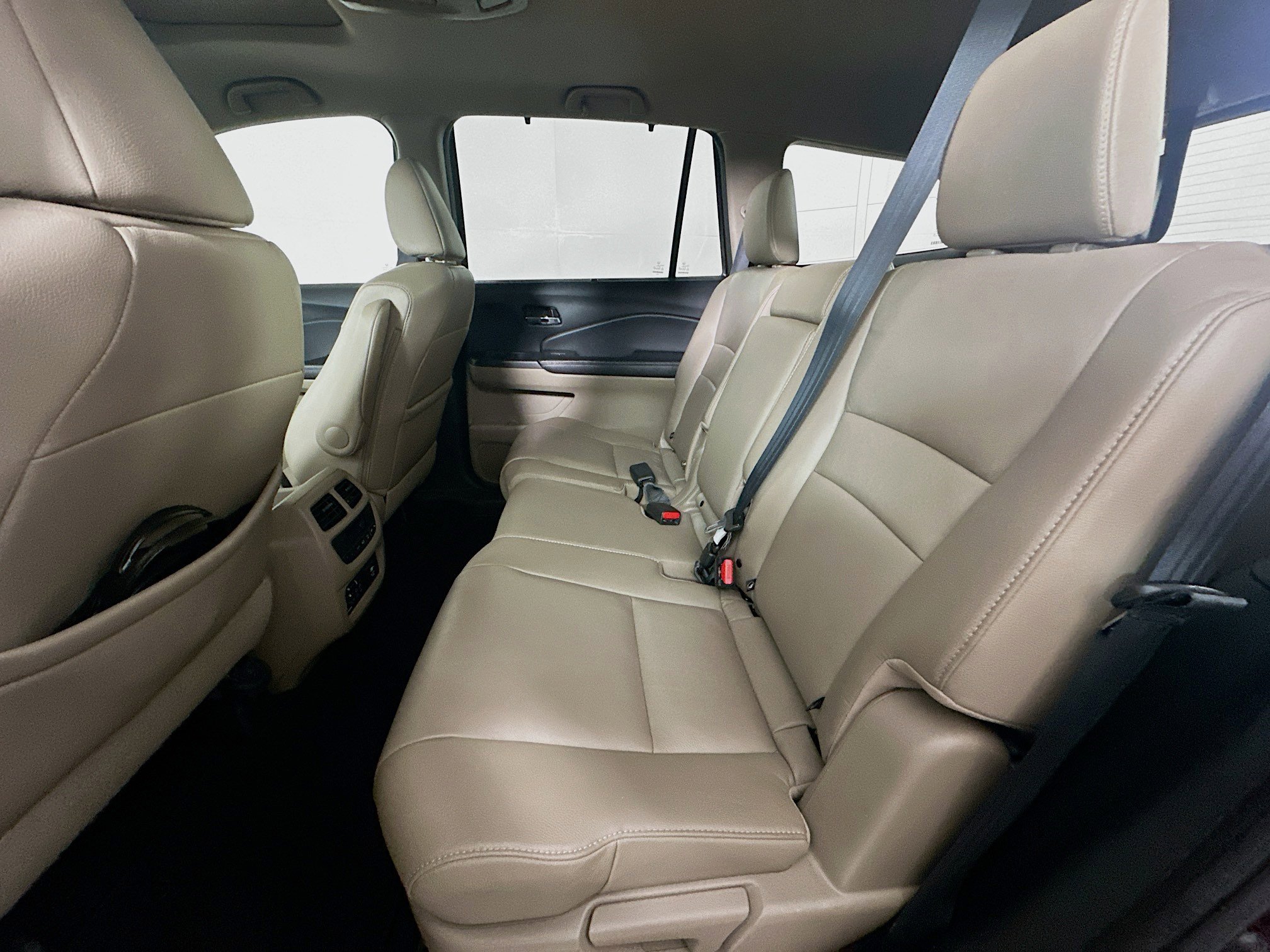 Used 2017 Honda Pilot EX-L image 28