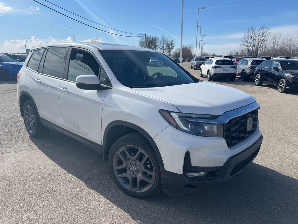 Used 2023 Honda Passport EX-L image 4