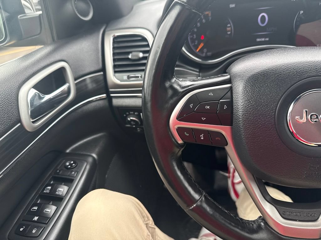 Used 2020 Jeep Grand Cherokee Limited AWD/4WD image 29
