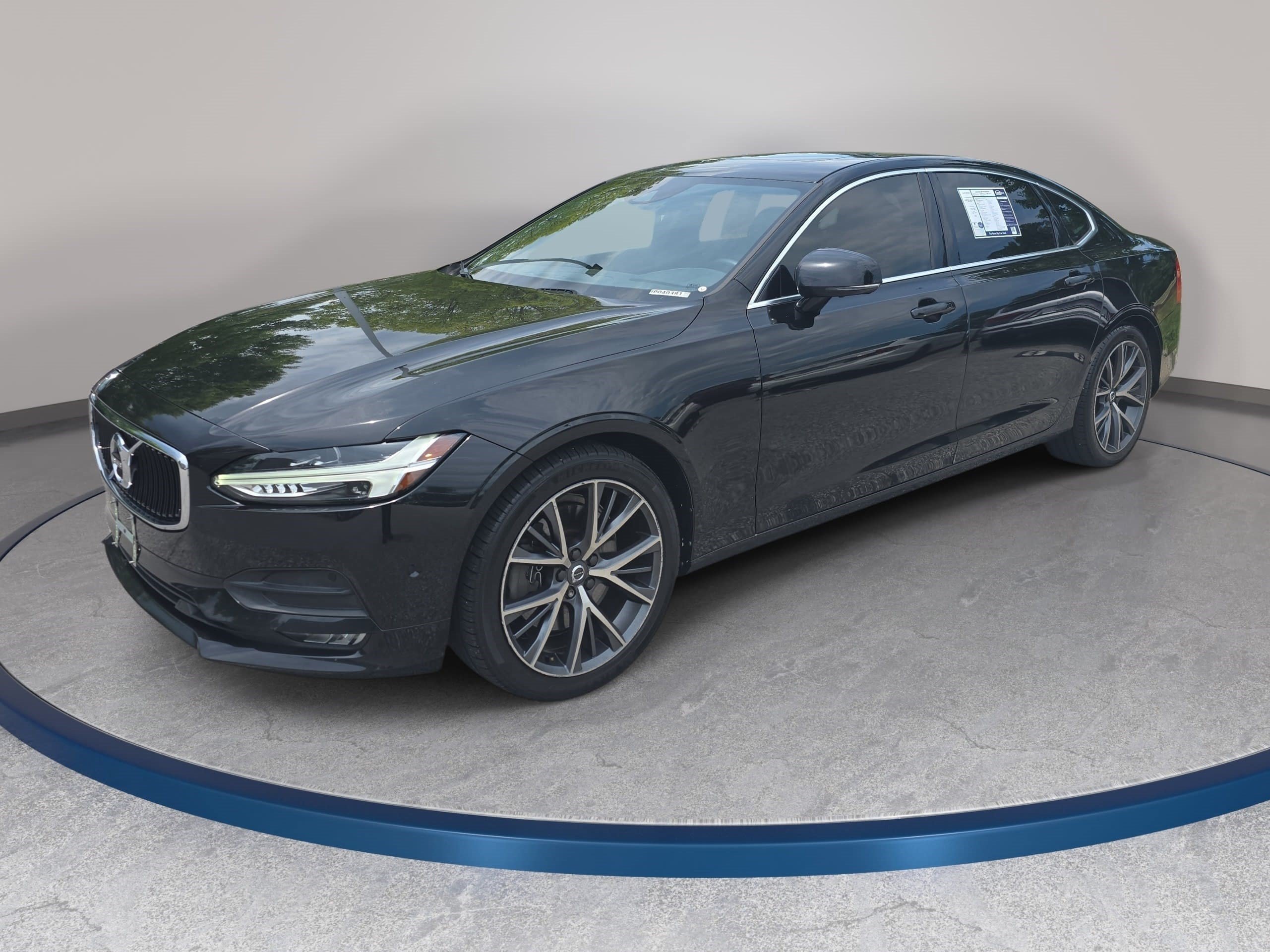Used 2018 Volvo S90 T6 Momentum w/ Convenience Package AWD/4WD image 1