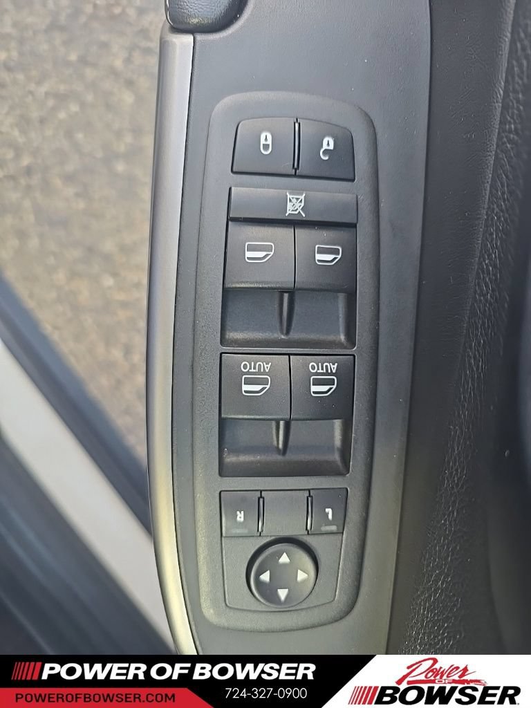 Used 2022 Jeep Cherokee Limited w/ Elite Package AWD/4WD image 13