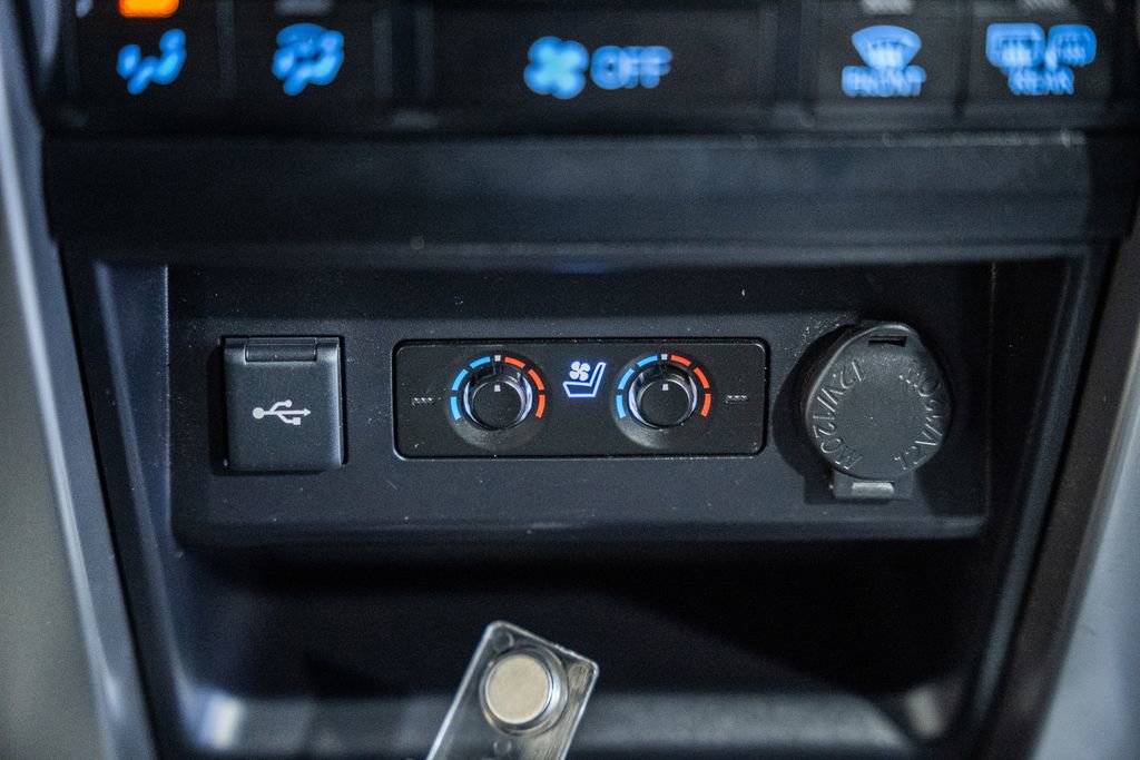 Used 2023 Toyota 4Runner Limited image 24